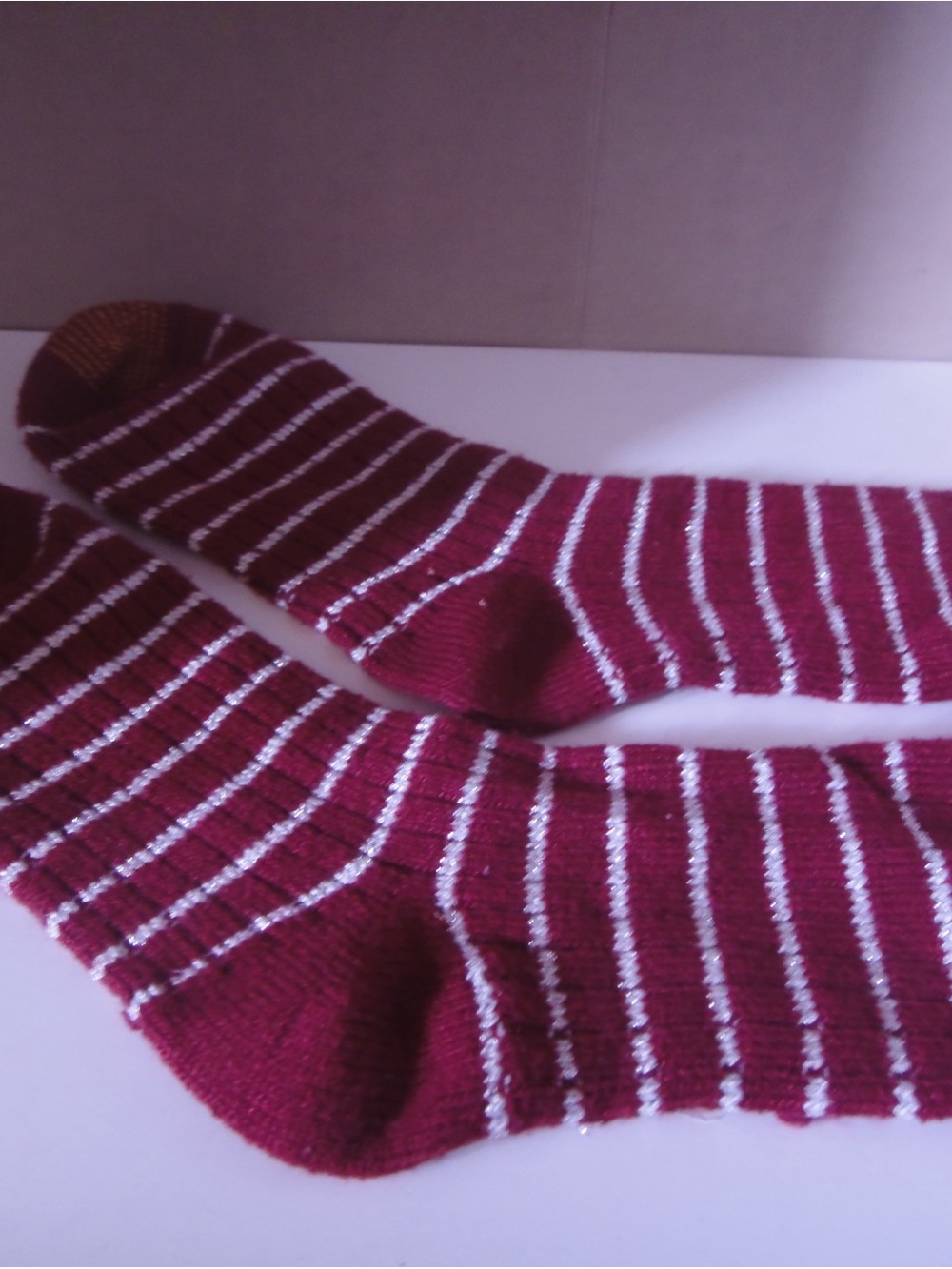 Women's Maroon & White Striped Crew Socks - Casual Comfort